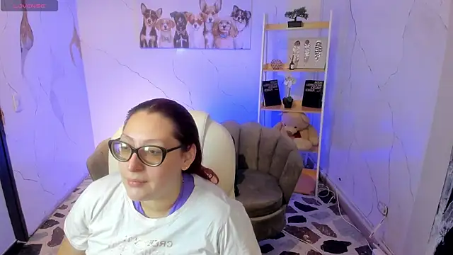 NiickyJones online show from October 5, 2025, 8:32 pm