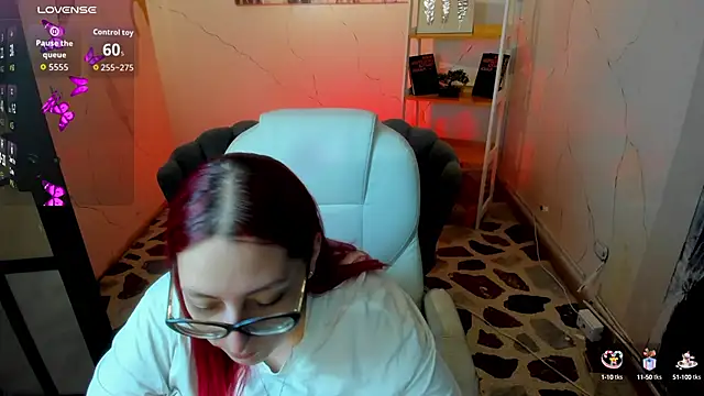 NiickyJones online show from September 29, 2025, 9:31 pm