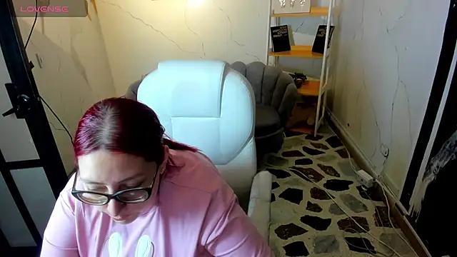 NiickyJones online show from September 13, 2025, 9:15 pm