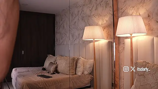 Rosalie vega online show from April 7, 2026, 3:47 pm