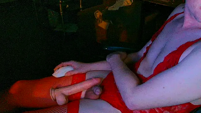 Str8boyy online show from December 25, 2024, 6:09 am