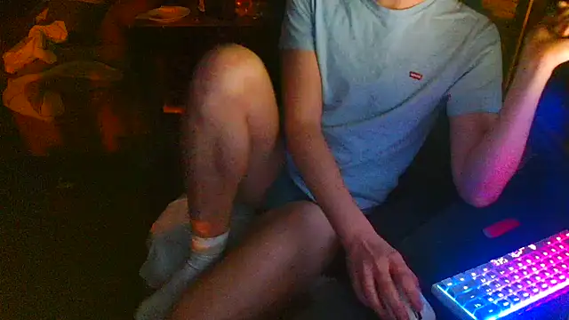 Str8boyy online show from January 1, 2025, 3:34 am