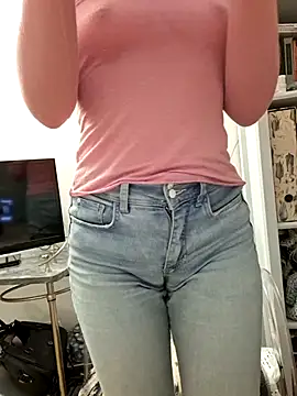 Snapshot of Silvia_Zeno chatting on November 23, 2025, 6:45 am Silvia Zeno online show from November 23, 2025, 6:45 am