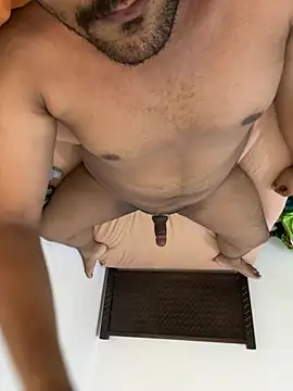 beruangbeefy online show from March 6, 2026, 4:46 pm