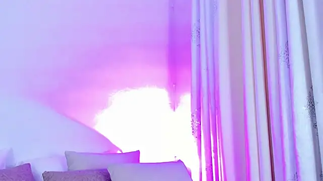 Snapshot of Abby__colins chatting on December 5, 2024, 7:22 pm Abby  colins online show from December 5, 2024, 7:22 pm