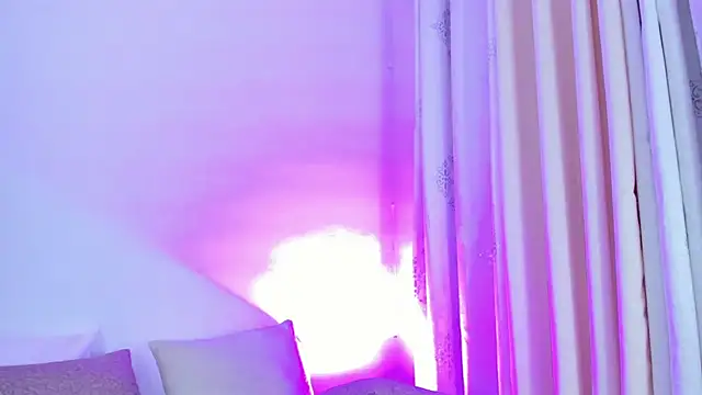 Snapshot of Abby__colins chatting on December 6, 2024, 11:08 pm Abby  colins online show from December 6, 2024, 11:08 pm