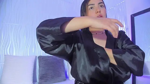 Abby  colins online show from November 30, 2025, 8:53 pm