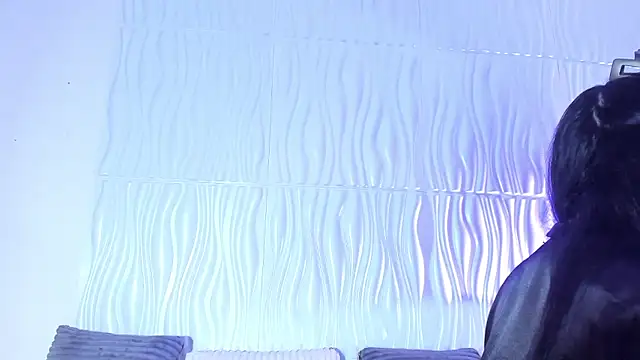 Abby  colins online show from April 6, 2026, 9:16 pm