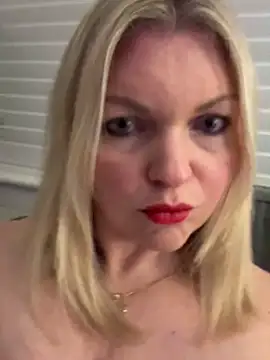 Snapshot of sedymilf chatting on February 14, 2025, 1:34 am sedymilf online show from February 14, 2025, 1:34 am