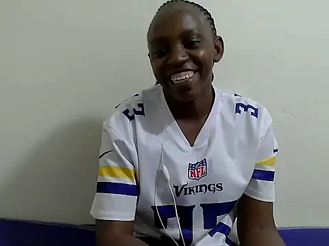 lizbela1 online show from November 7, 2025, 7:07 pm