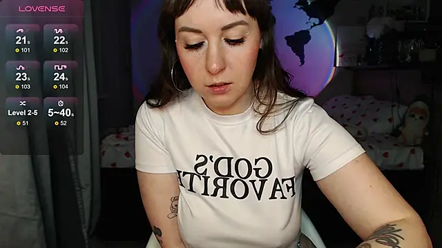 Snapshot of missgenevaonceagain_ chatting on June 4, 2026, 8:13 pm missgenevaonceagain online show from June 4, 2026, 8:13 pm