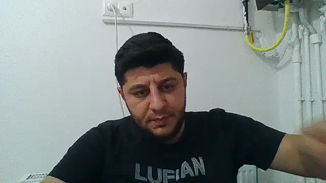 Snapshot of erkekkkadam chatting on March 19, 2025, 10:09 pm erkekkkadam online show from March 19, 2025, 10:09 pm