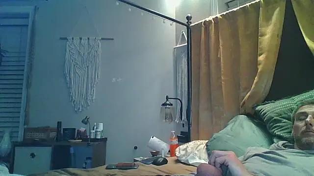 Snapshot of MnM4ever chatting on February 19, 2026, 8:55 am MnM4ever online show from February 19, 2026, 8:55 am