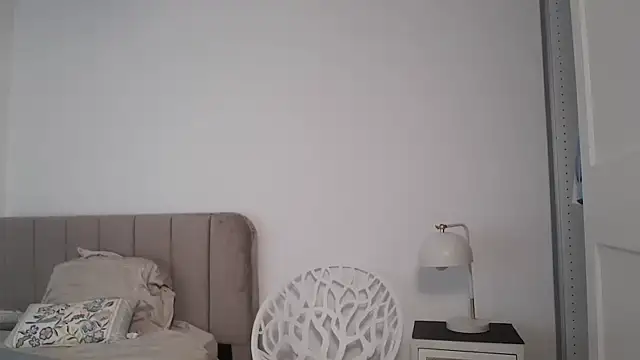 Snapshot of SexyandMarried1 chatting on March 3, 2026, 12:23 pm SexyandMarried1 online show from March 3, 2026, 12:23 pm