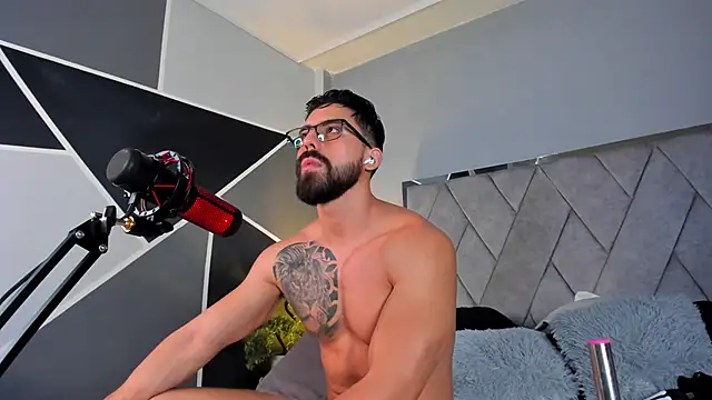 Snapshot of Markbrown chatting on March 9, 2025, 6:11 pm Markbrown online show from March 9, 2025, 6:11 pm