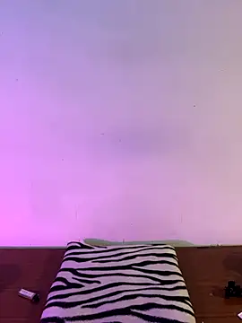 Felicia smok3 online show from November 3, 2025, 3:23 am