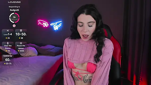 Snapshot of Ashley-Urban chatting on February 26, 2025, 5:10 pm Ashley-Urban online show from February 26, 2025, 5:10 pm