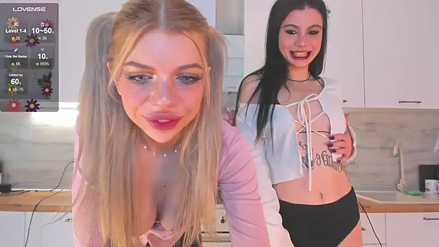 Snapshot of Ashley-Urban chatting on December 23, 2024, 10:12 pm Ashley-Urban online show from December 23, 2024, 10:12 pm