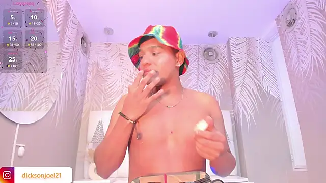 Snapshot of joel_tyler chatting on November 6, 2025, 8:24 pm joel tyler online show from November 6, 2025, 8:24 pm