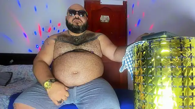 Latino bigcock online show from March 3, 2026, 11:56 pm