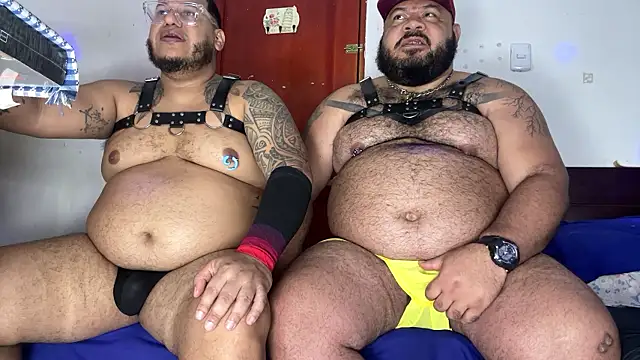 Latino bigcock online show from March 14, 2026, 12:16 am