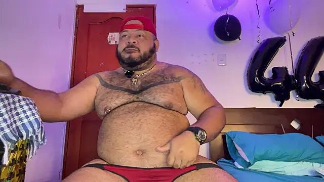 Snapshot of Latino_bigcock chatting on January 9, 2026, 7:43 pm Latino bigcock online show from January 9, 2026, 7:43 pm