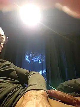 italiano09a online show from January 14, 2026, 4:43 pm