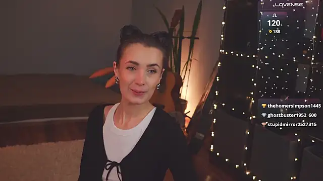 Snapshot of bananya_kitty chatting on January 14, 2025, 9:56 am bananya kitty online show from January 14, 2025, 9:56 am