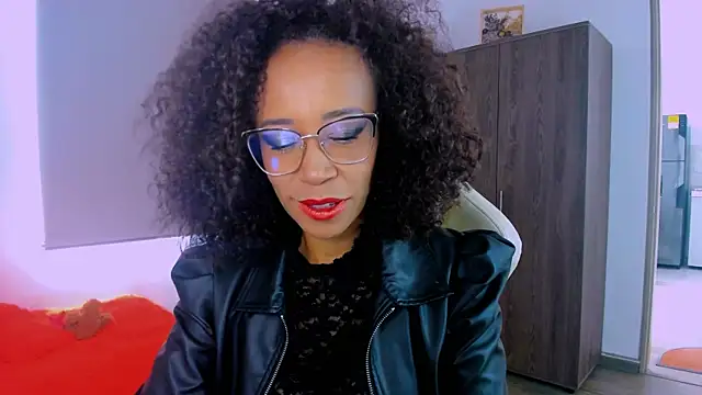Snapshot of ScarlettMalbec chatting on June 29, 2026, 8:30 pm ScarlettMalbec online show from June 29, 2026, 8:30 pm