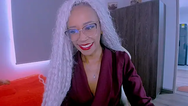 Snapshot of ScarlettMalbec chatting on July 7, 2026, 8:34 pm ScarlettMalbec online show from July 7, 2026, 8:34 pm