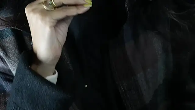 -AyeshaSinghania- online show from December 27, 2024, 10:23 am