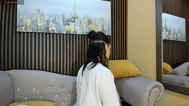 emily roberts1 online show from September 26, 2025, 11:22 pm