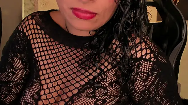 Snapshot of Alizon_1 chatting on December 4, 2025, 8:30 pm Alizon 1 online show from December 4, 2025, 8:30 pm