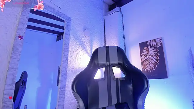 Alizon 1 online show from April 15, 2026, 7:18 pm