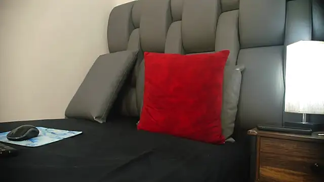 Thiagogomez online show from March 27, 2026, 7:15 pm