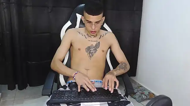 hot king20 online show from March 8, 2025, 4:23 am