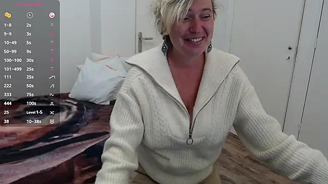 Snapshot of cumfun chatting on September 12, 2025, 8:36 am cumfun online show from September 12, 2025, 8:36 am