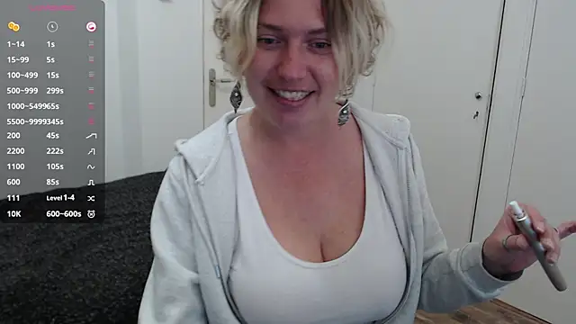 Snapshot of cumfun chatting on October 22, 2025, 1:10 pm cumfun online show from October 22, 2025, 1:10 pm