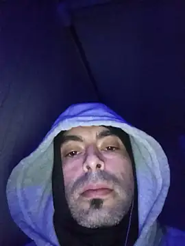 Snapshot of Panik0o0 chatting on July 2, 2026, 9:59 am Panik0o0 online show from July 2, 2026, 9:59 am