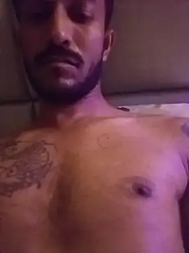 Snapshot of Antonio_shower_time chatting on May 31, 2026, 2:45 pm Antonio shower time online show from May 31, 2026, 2:45 pm