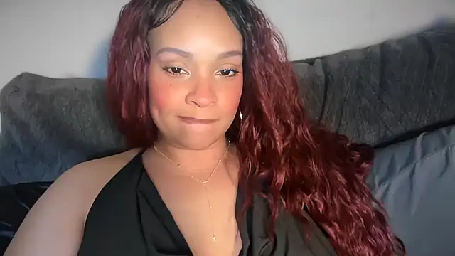 Snapshot of SashaEstrella chatting on December 21, 2025, 1:30 am SashaEstrella online show from December 21, 2025, 1:30 am