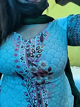 lovely zara online show from February 13, 2025, 7:35 am