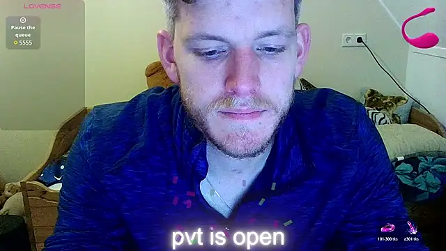 Love Bert online show from October 31, 2025, 9:22 pm