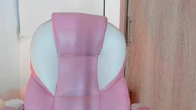 Snapshot of AnastaciaBlake chatting on February 27, 2025, 9:07 am AnastaciaBlake online show from February 27, 2025, 9:07 am