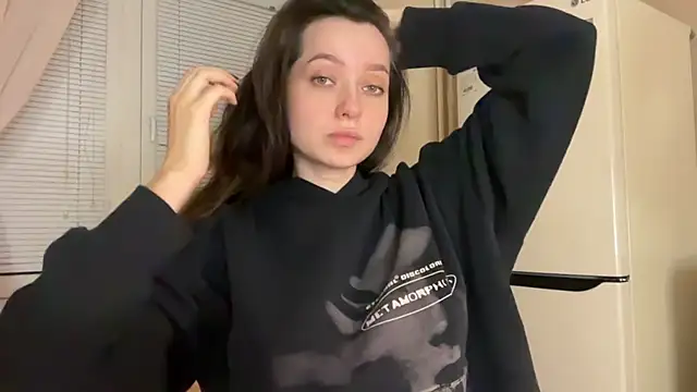  liatris  online show from October 3, 2025, 3:35 pm