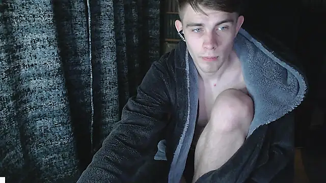 Student Oliver online show from November 20, 2025, 7:25 pm