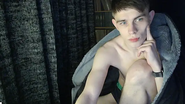 Student Oliver online show from February 8, 2026, 6:49 pm