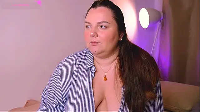 Snapshot of ameliaminkx chatting on March 6, 2025, 4:08 am ameliaminkx online show from March 6, 2025, 4:08 am