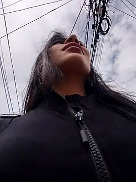 Snapshot of Astrid-- chatting on May 27, 2026, 3:08 pm Astrid-- online show from May 27, 2026, 3:08 pm