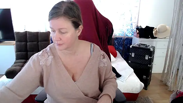 Snapshot of MarleneBloem chatting on February 19, 2025, 9:28 am MarleneBloem online show from February 19, 2025, 9:28 am